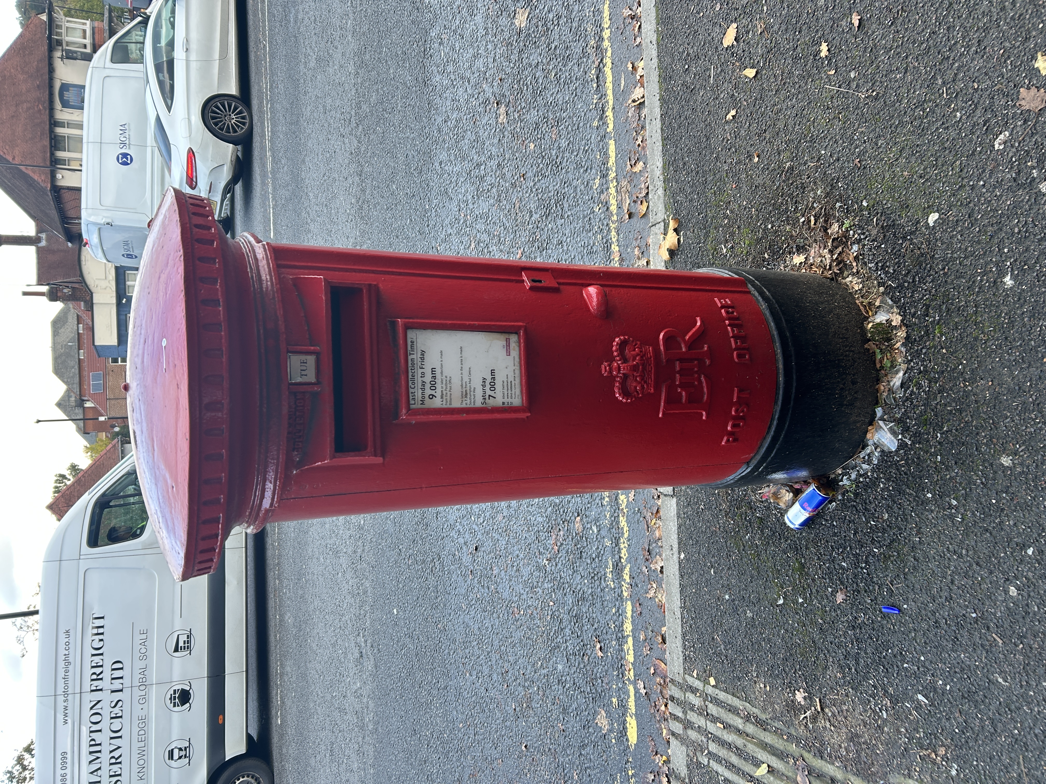 Bitterne Road West, Southampton, Queen Elizabeth II