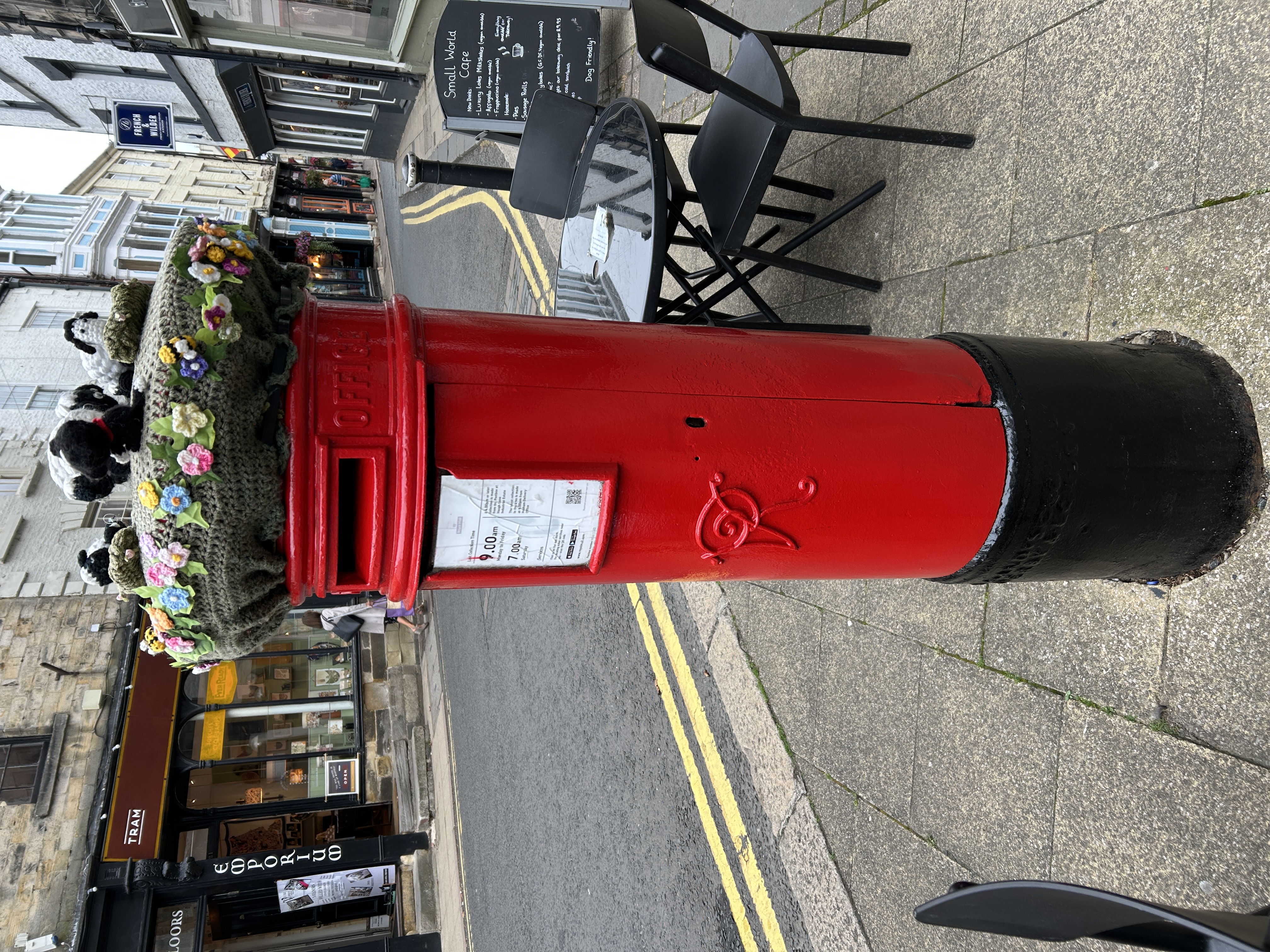 Church Row, Hexham, Queen Victoria