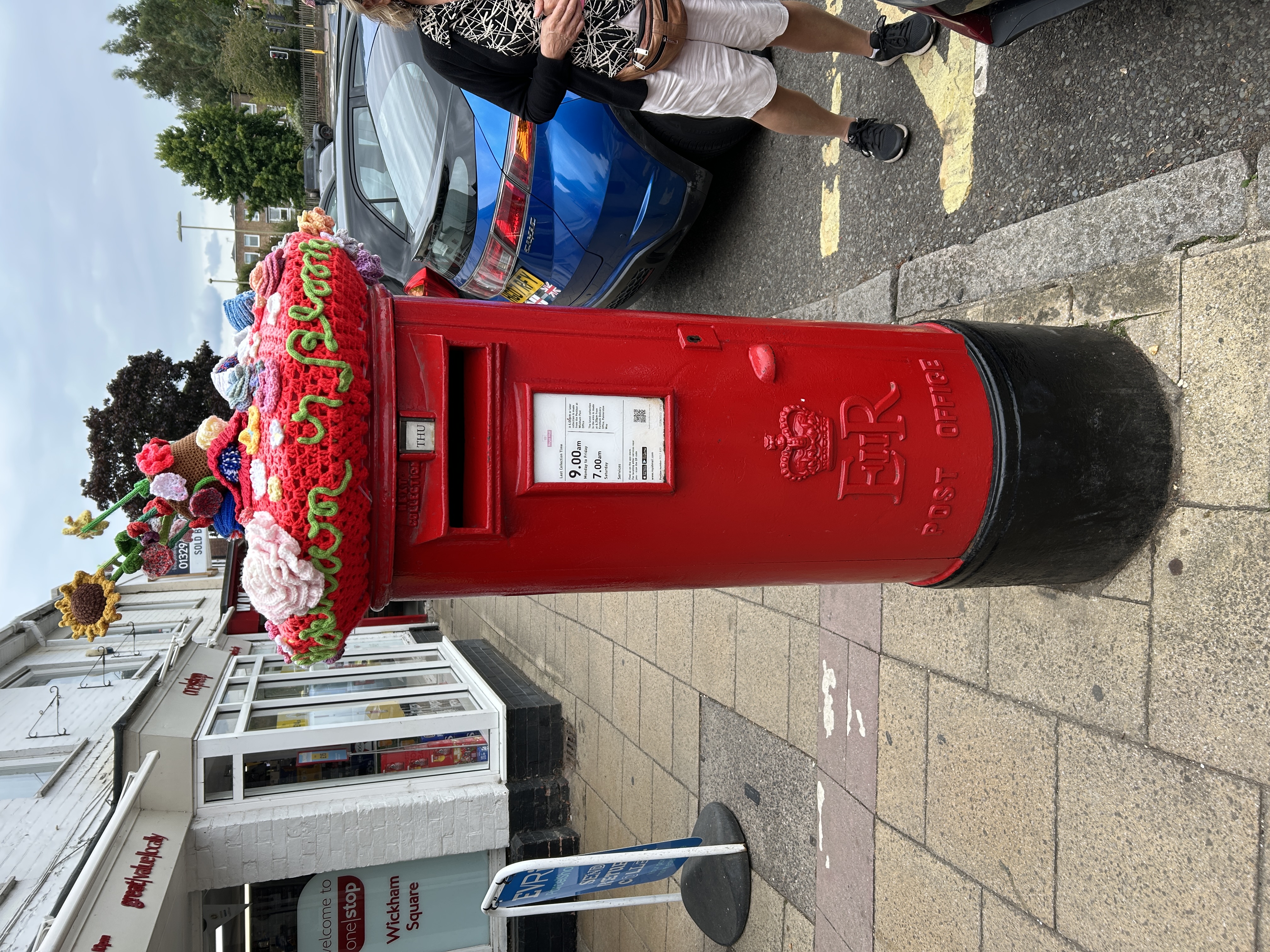 Market Sq Wickham, Queen Elizabeth II