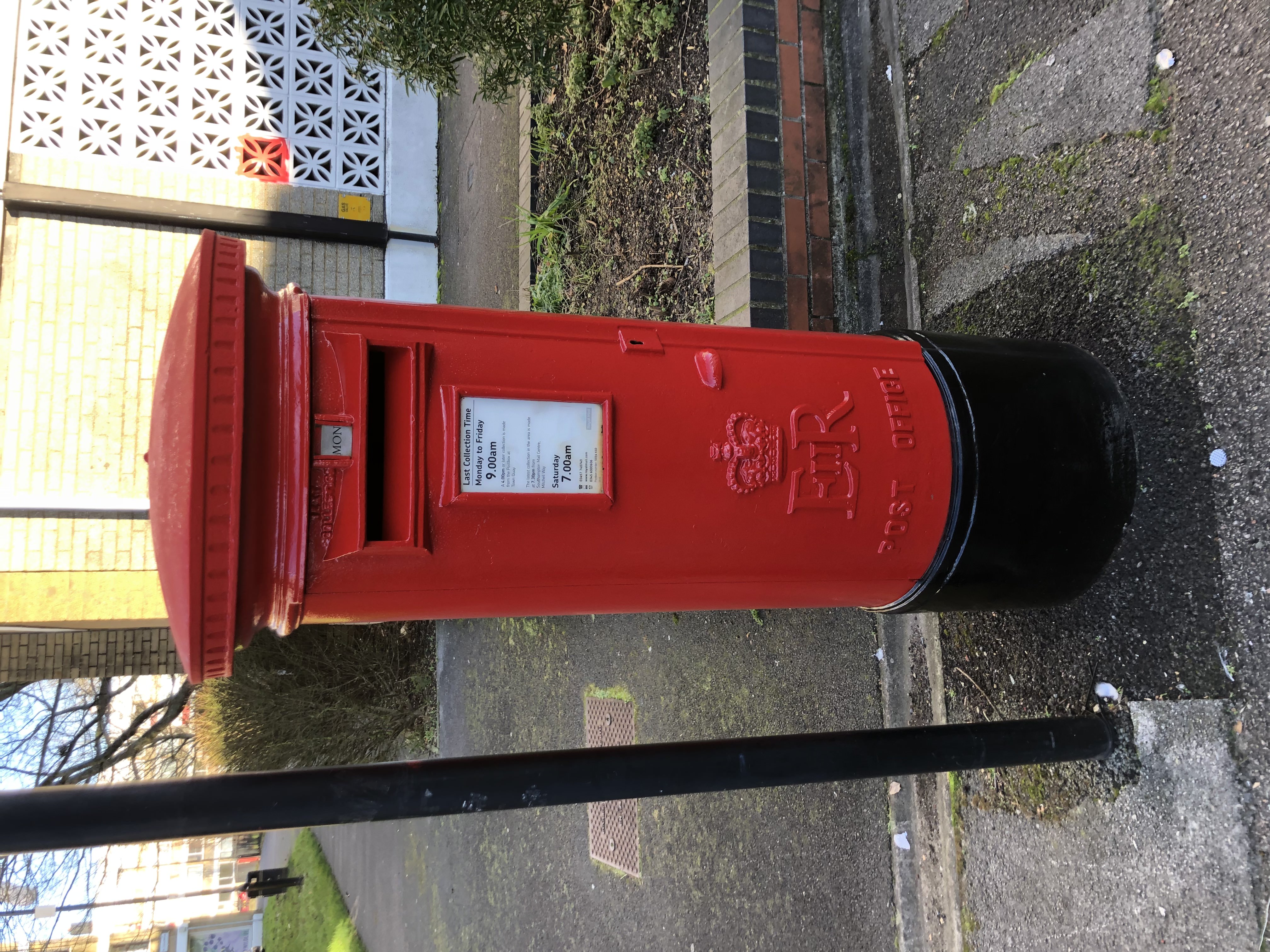 BARGATE – 76 Bernard Street, Queen Elizabeth II