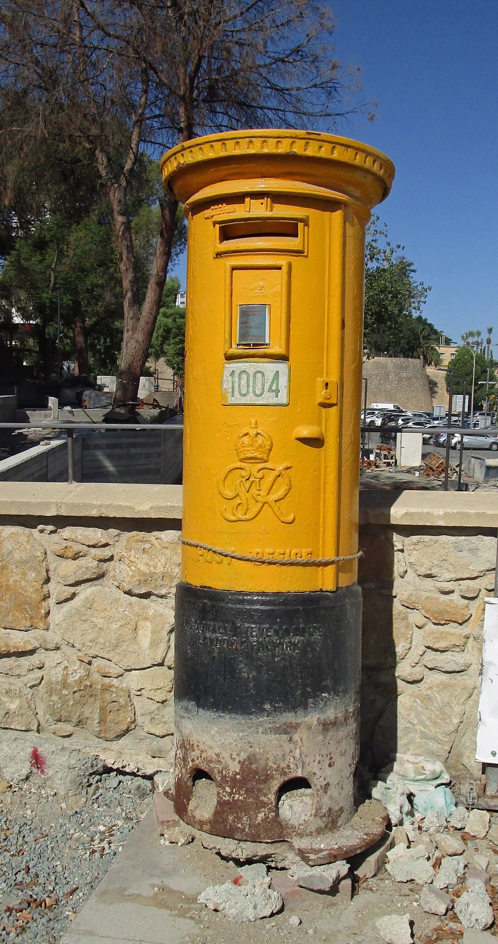 Postbox: Λεωφόρος Στασίνου, Nicosia, Nicosia, Nicosia Muncipality
