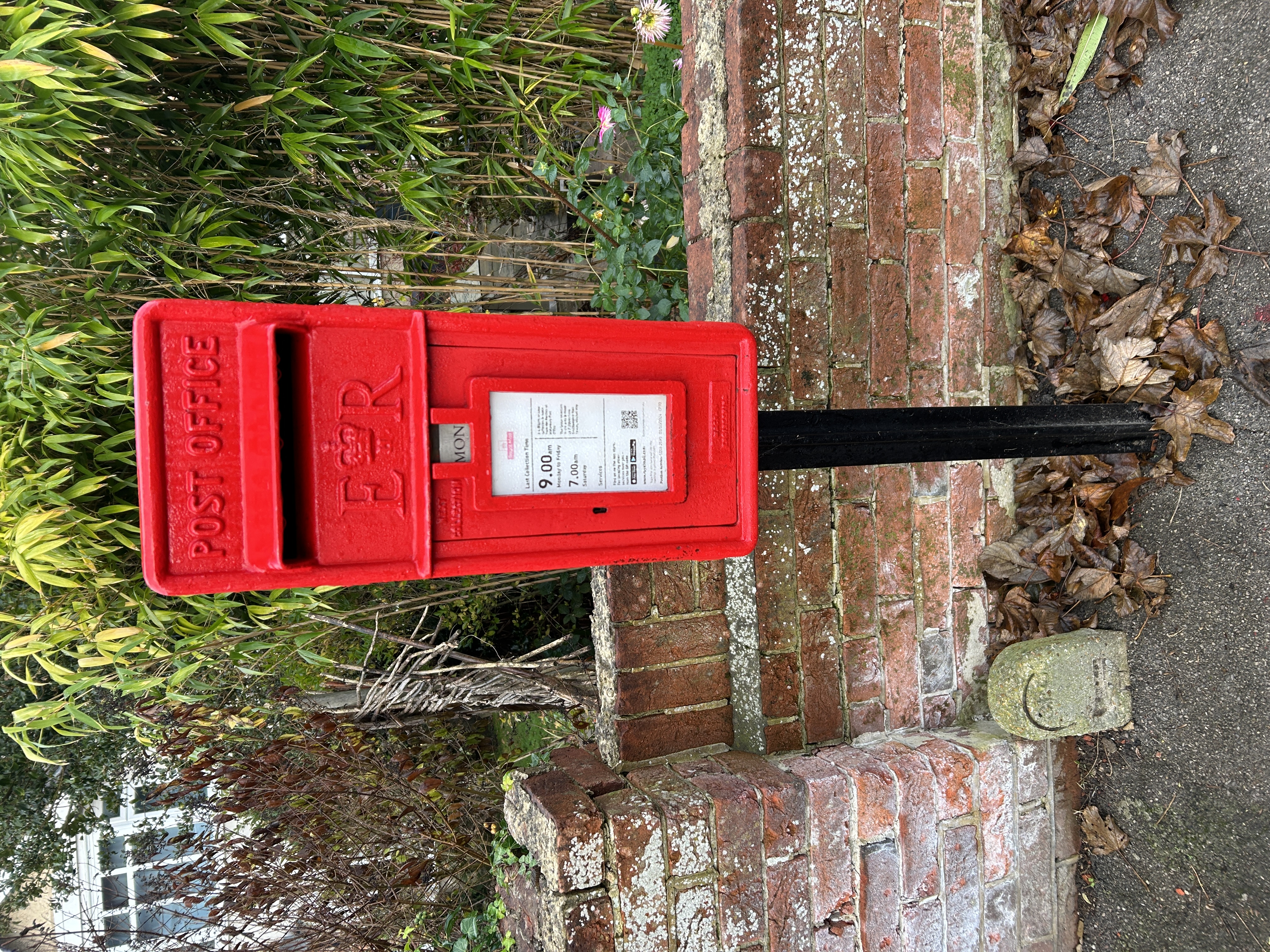 Hillside Avenue, Southampton, Queen Elizabeth II