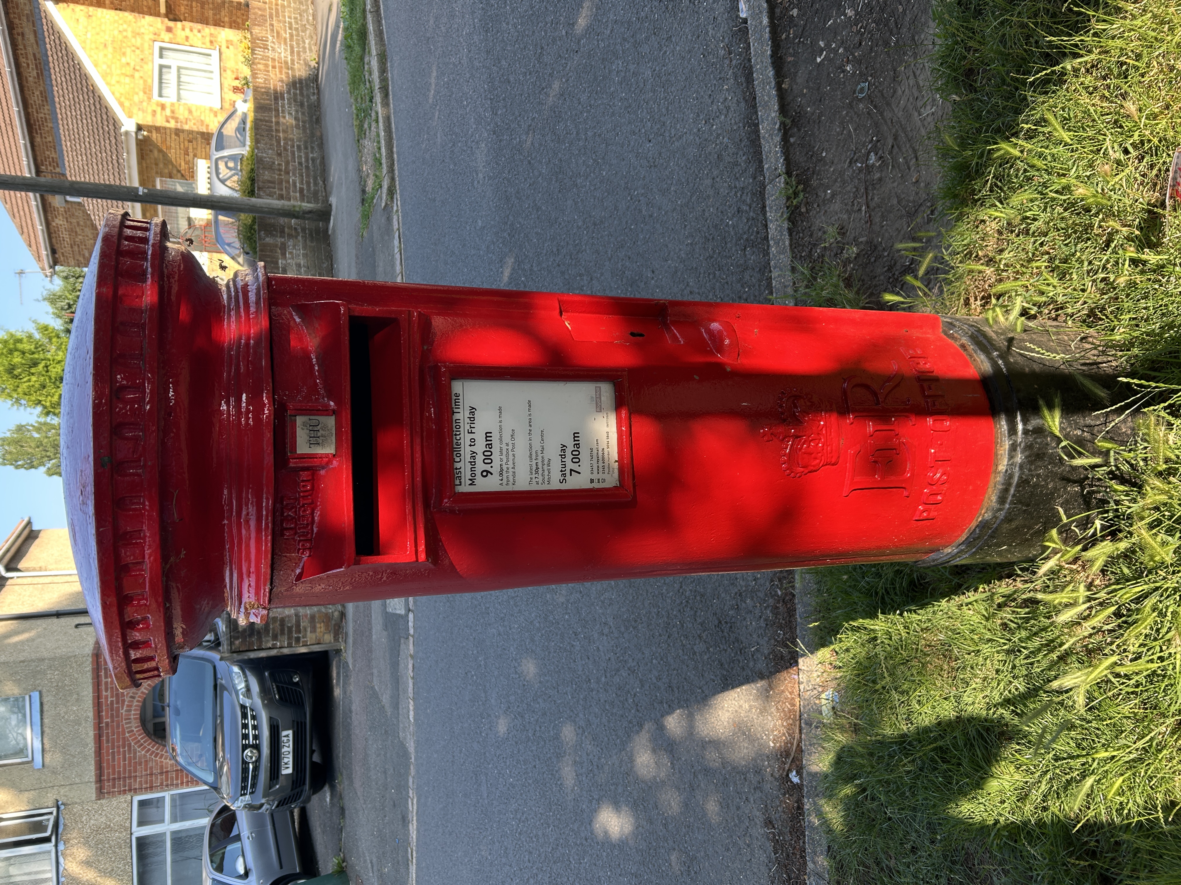 REDBRIDGE – 5, Parkside Avenue, Queen Elizabeth II