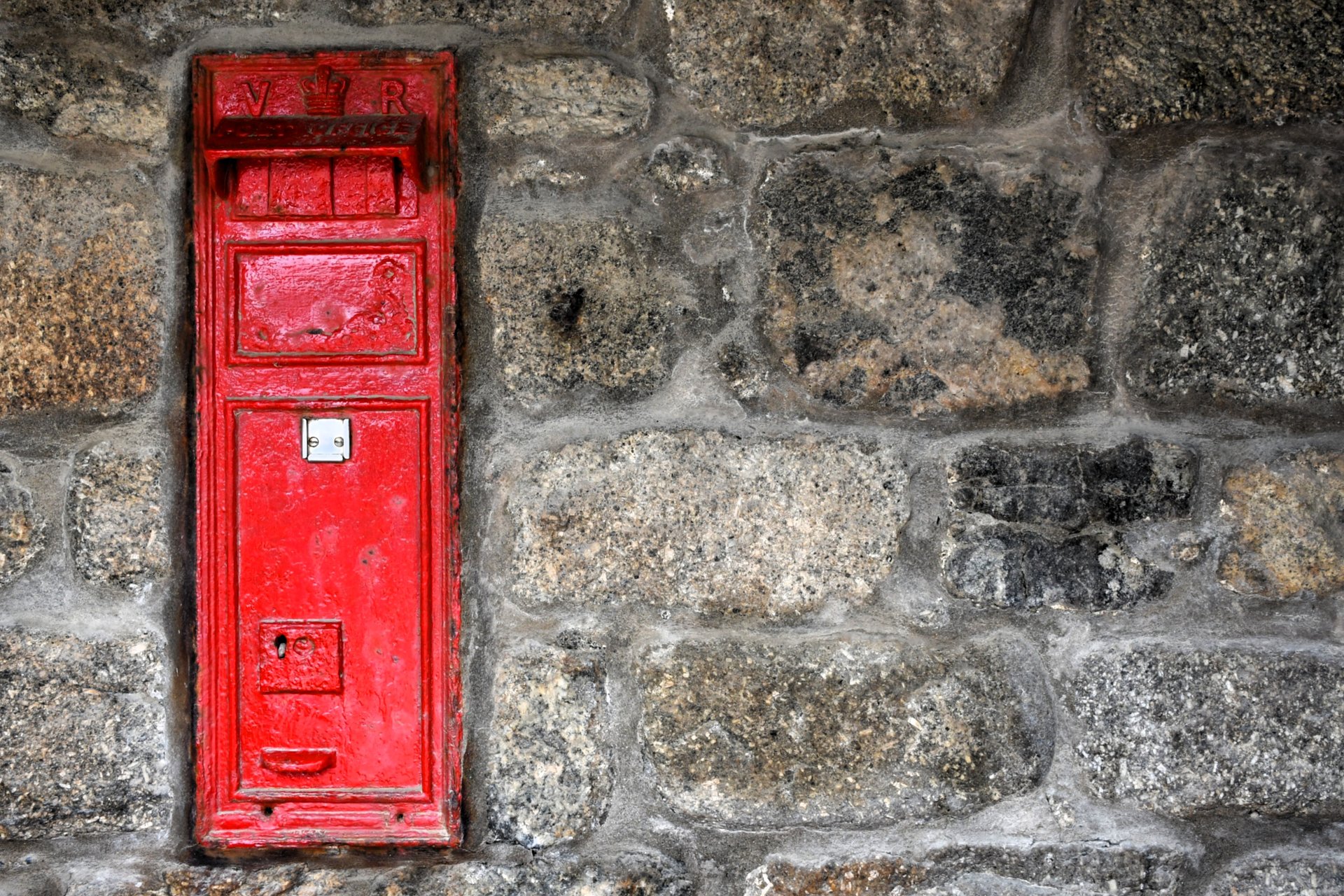 Postbox: Tidal Causeway, Marazion, Marazion, Cornwall