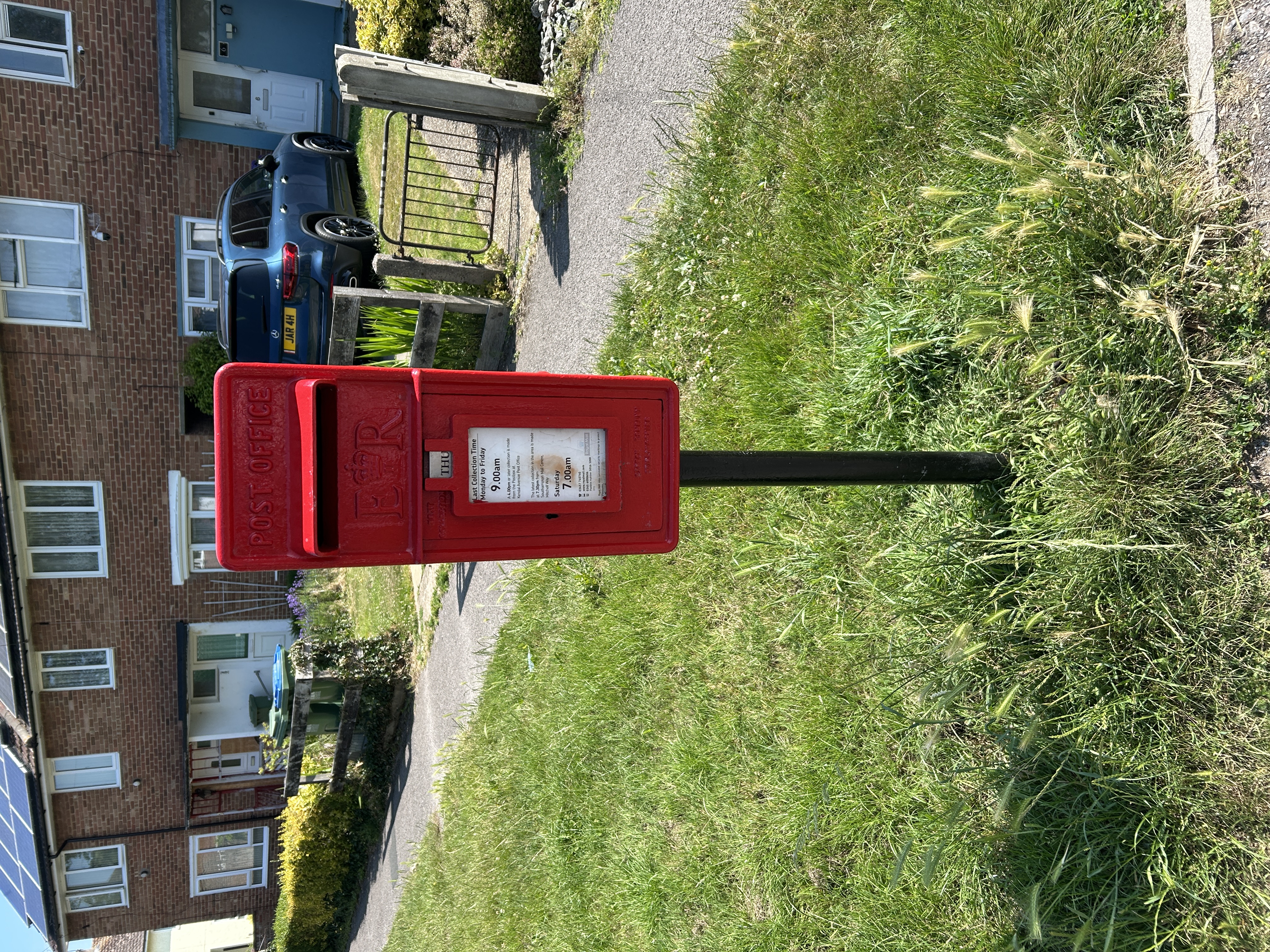 Mansel Road East, Southampton, Queen Elizabeth II