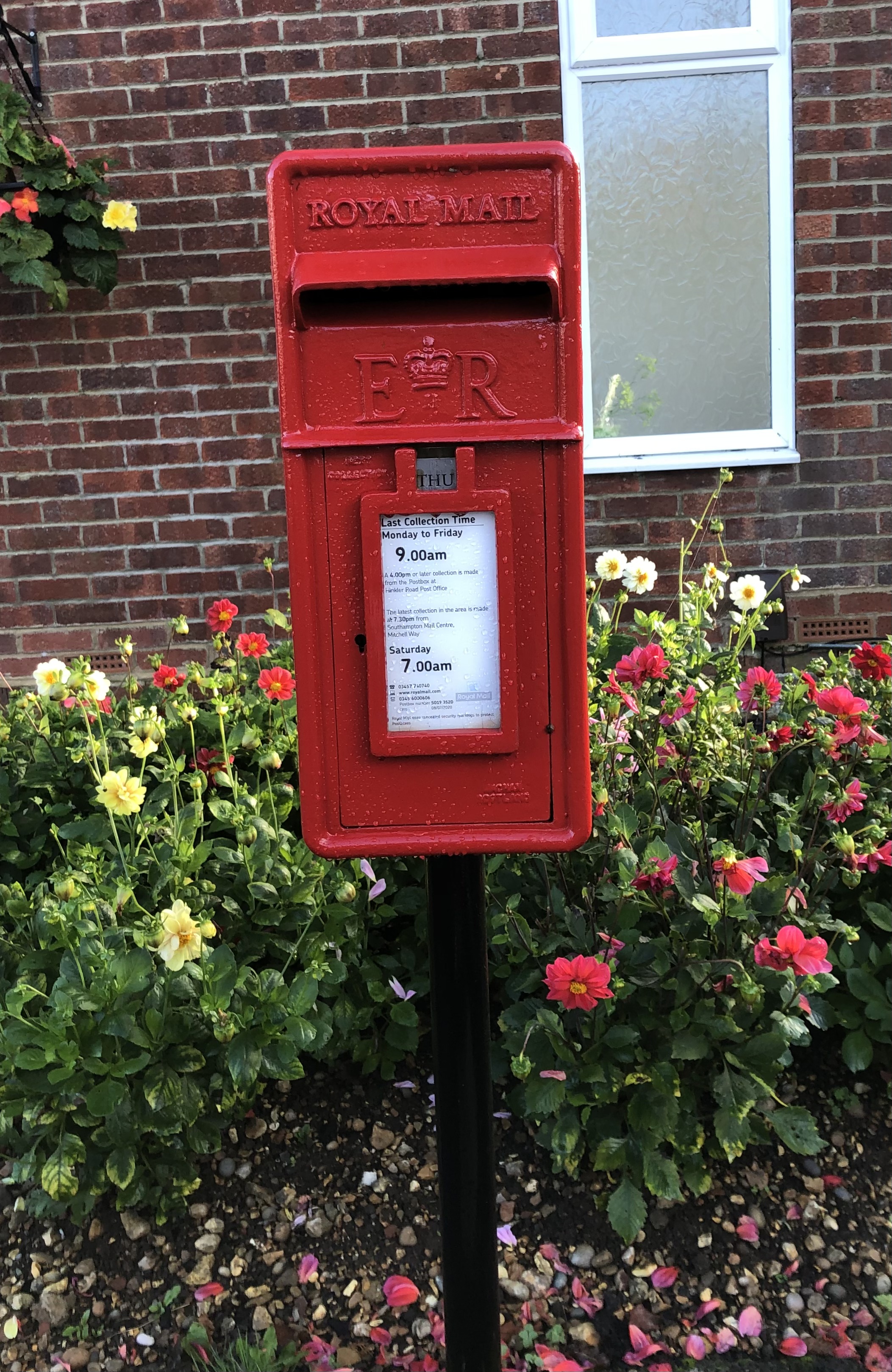 Killarney Close, Hightown, Queen Elizabeth II
