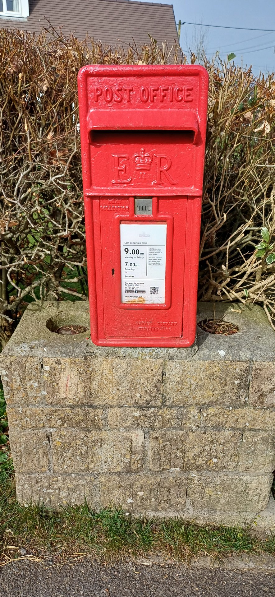 B3143, Pulham, Queen Elizabeth II, Wall Box