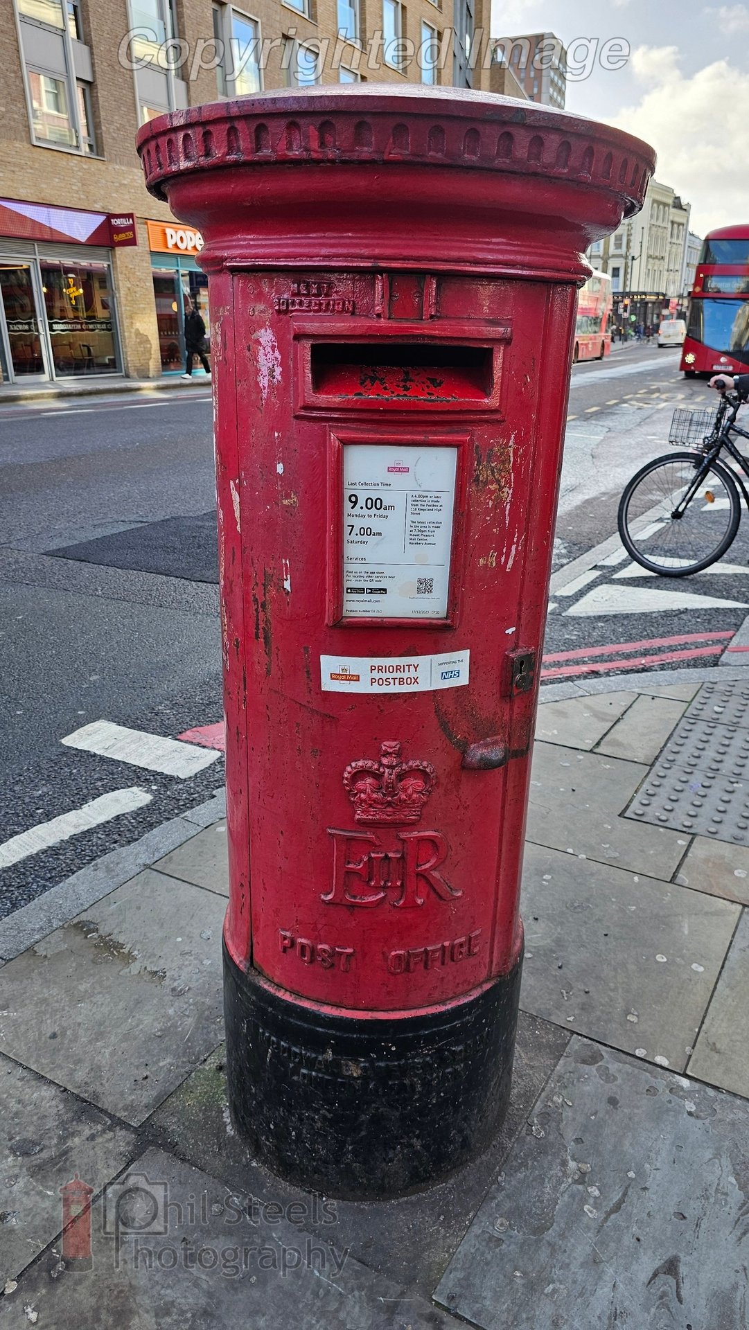 Postbox: Boleyn Road, Greater London, Greater London, England
