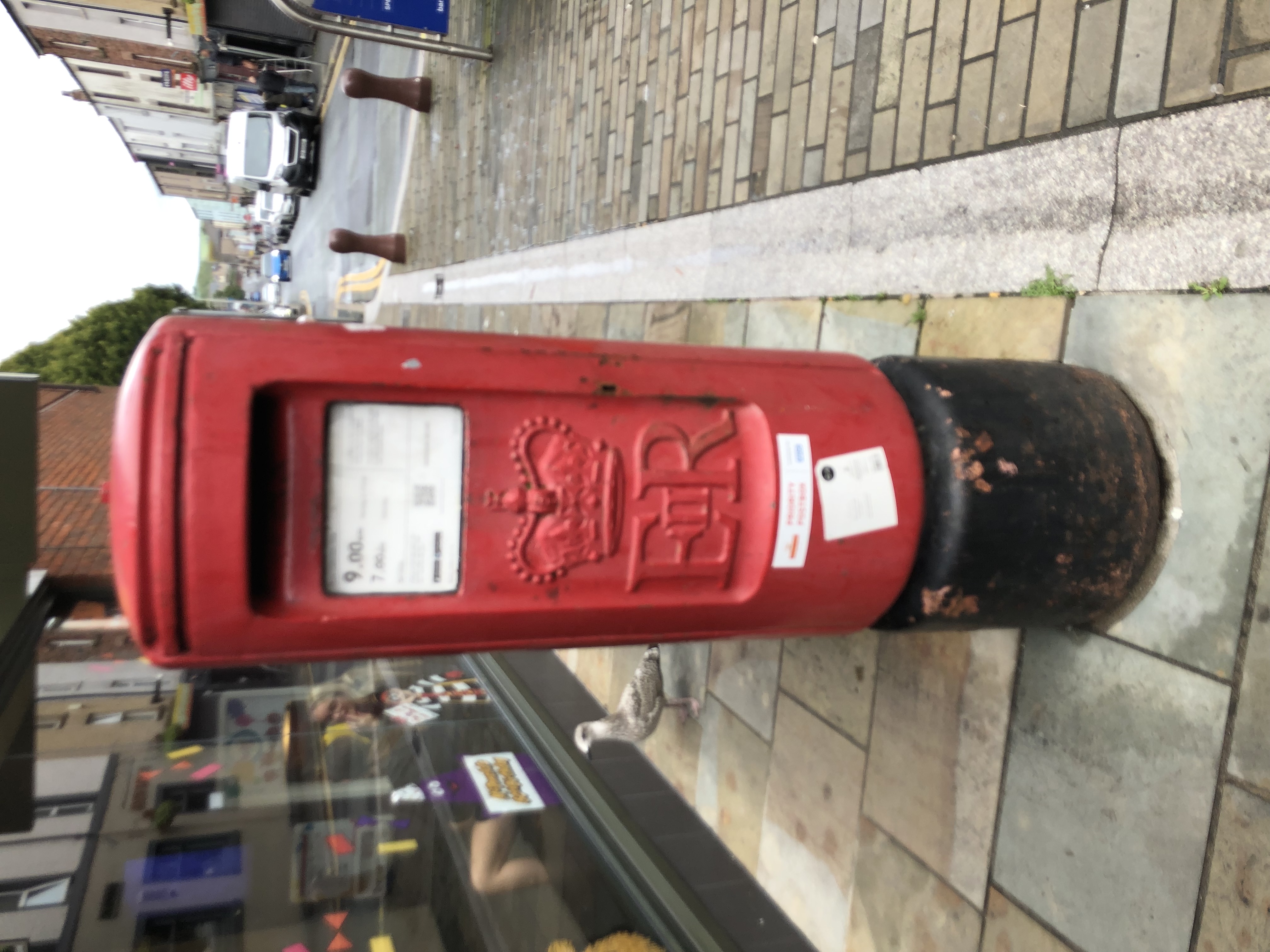 Crellin Street, Hindpool, Queen Elizabeth II