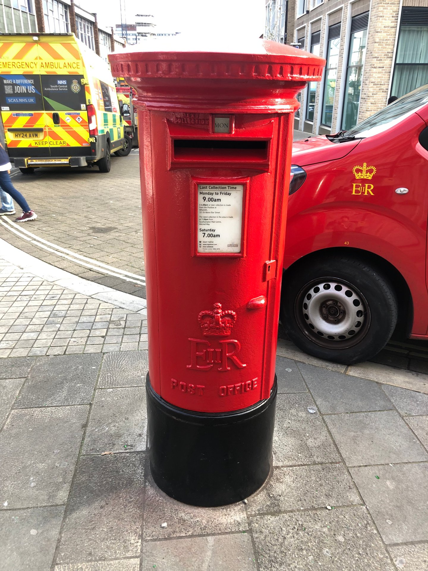 High Street, Southampton, Queen Elizabeth II