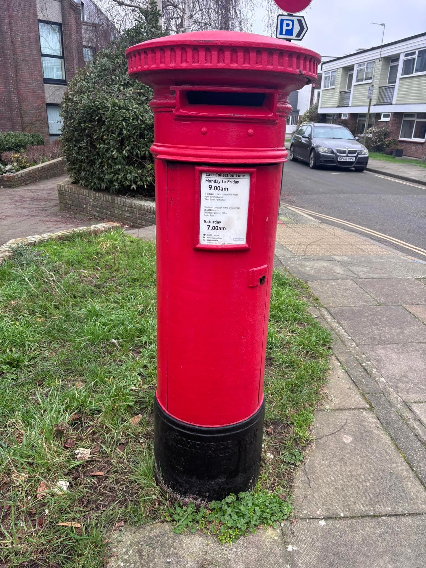 Tower Street, Chichester, Queen Victoria, Pillar Box