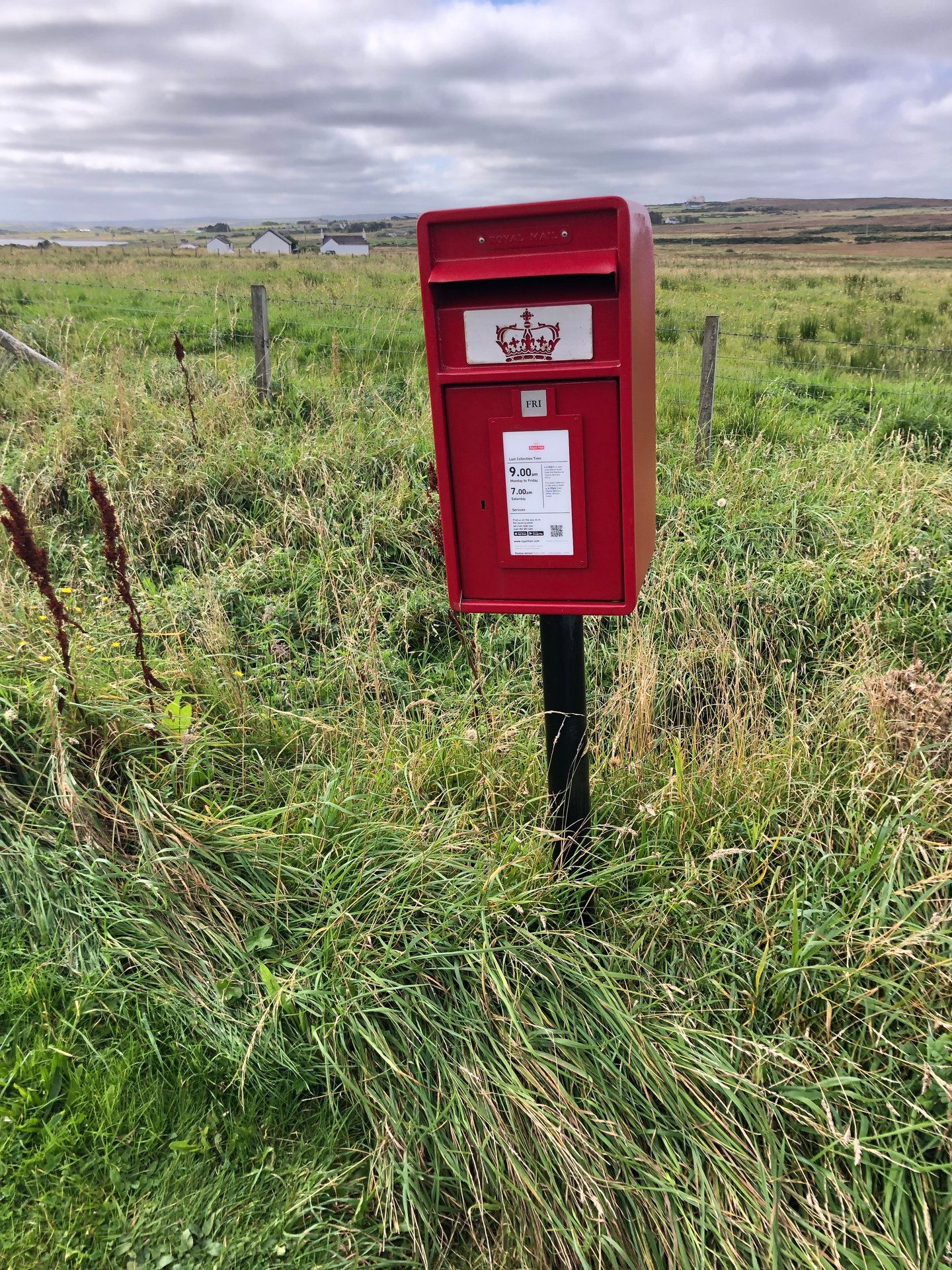 Heatherbell Road, Brough, Scottish Crown, Lamp Box